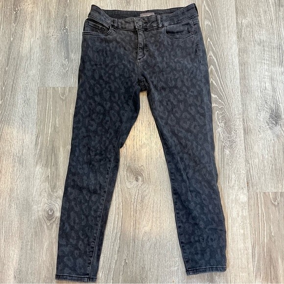 DL1961 Florence Cropped Mid-Rise Instasculpt Skinny Memphis Animal Print Jeans - Picture 2 of 8